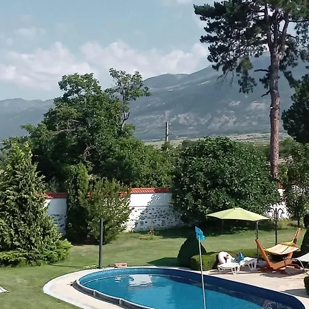 Villa Teo Vasil Levski